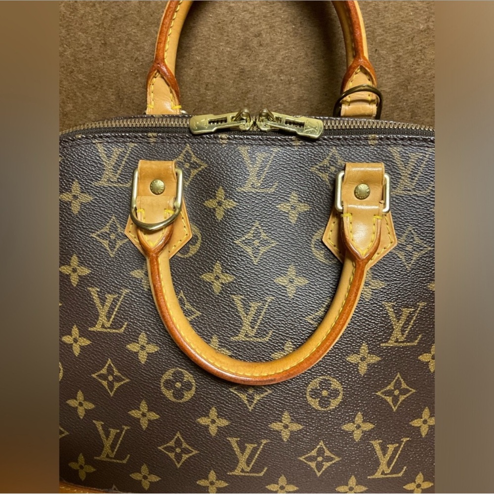 ✅AUTHENTIC VINTAGE LOUIS VUITTON ALMA MM
*FREE LV LOCK* - Picture 6 of 14
